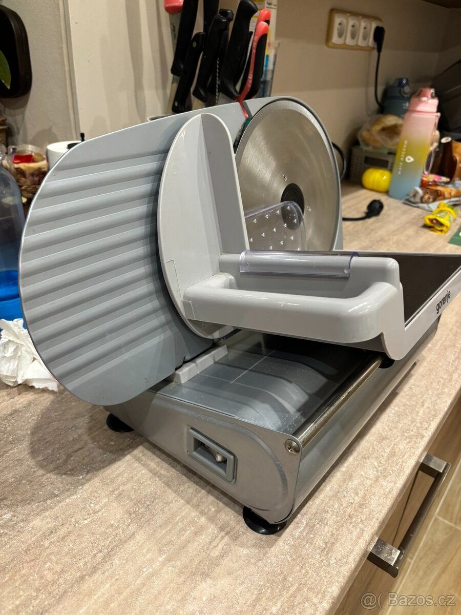 Gorenje R 506 - kráječ - 3