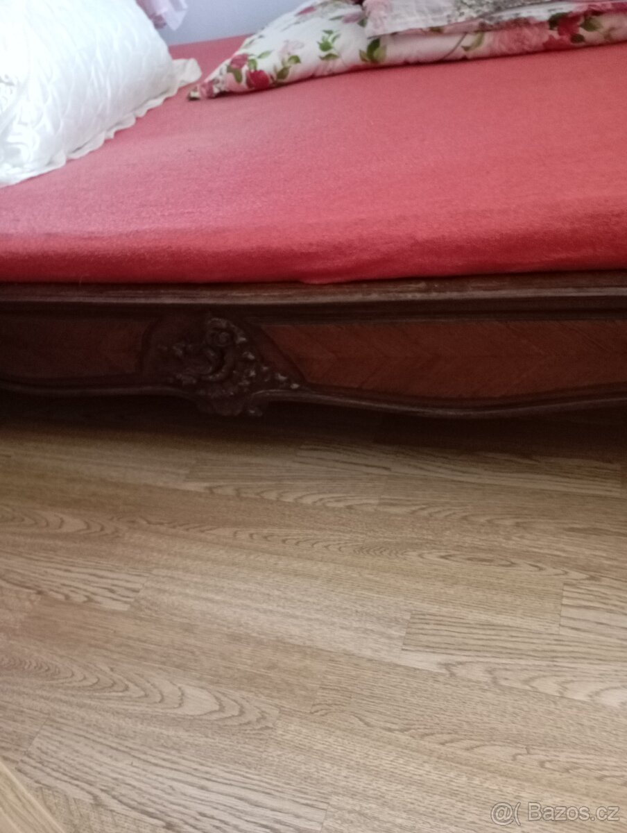 Starožitná postel 140x200 - 3