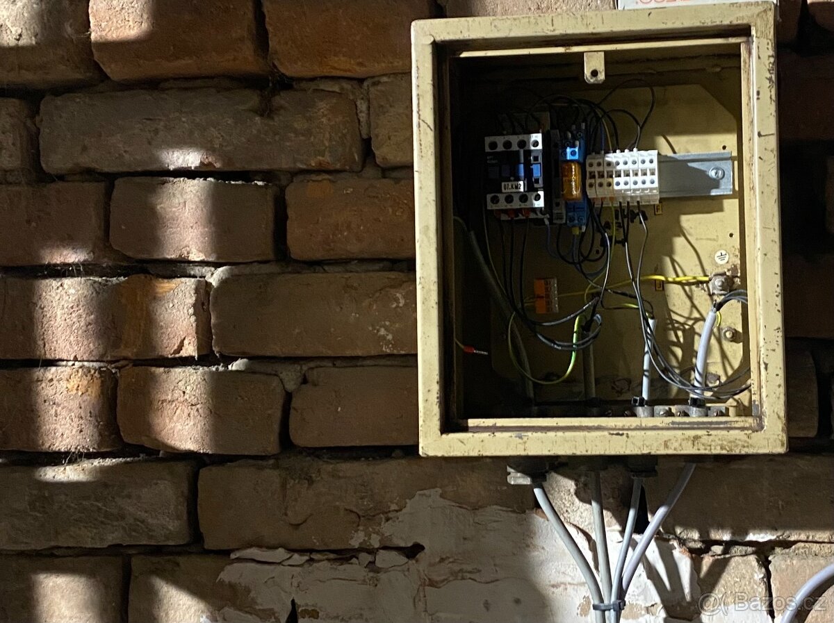 Hydralicky zvedák - 3