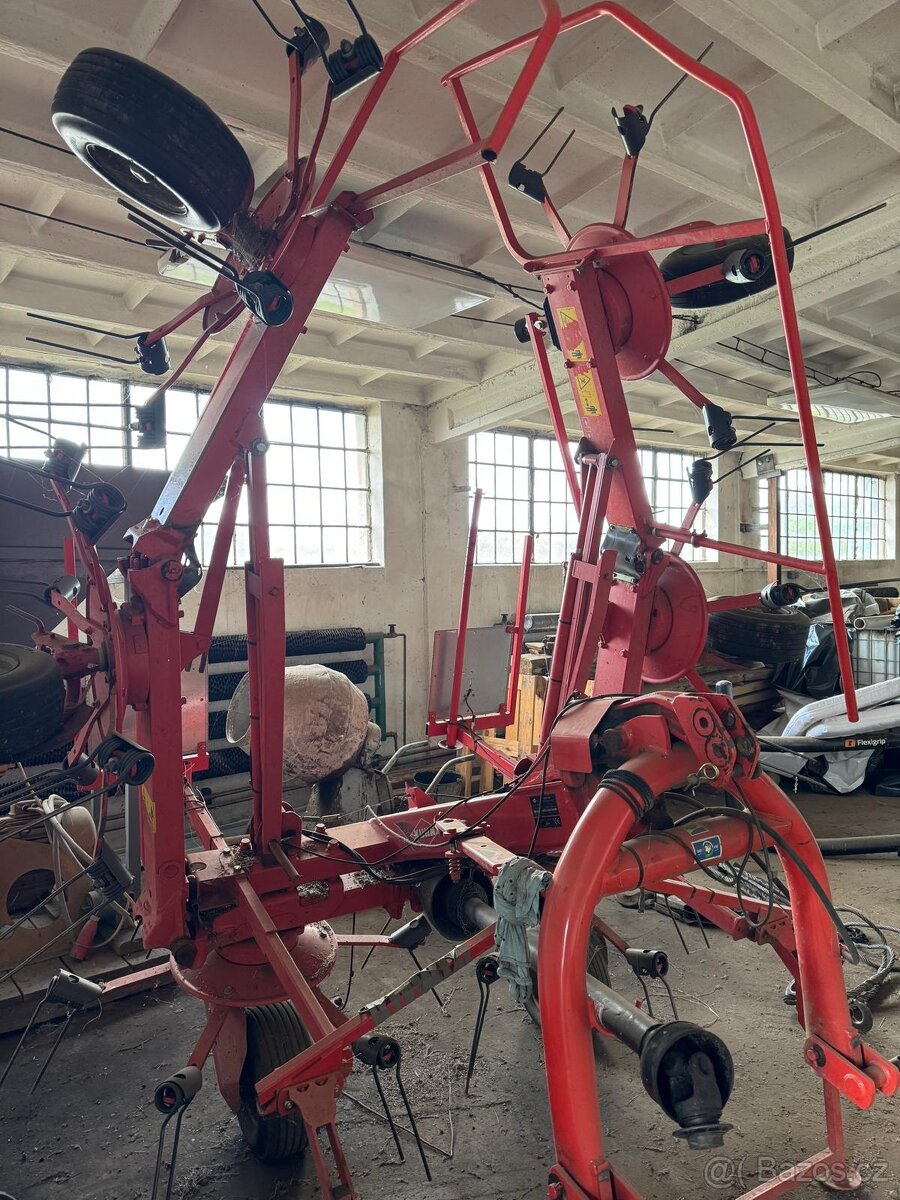 Obraceč Kuhn GF 6502 - 3