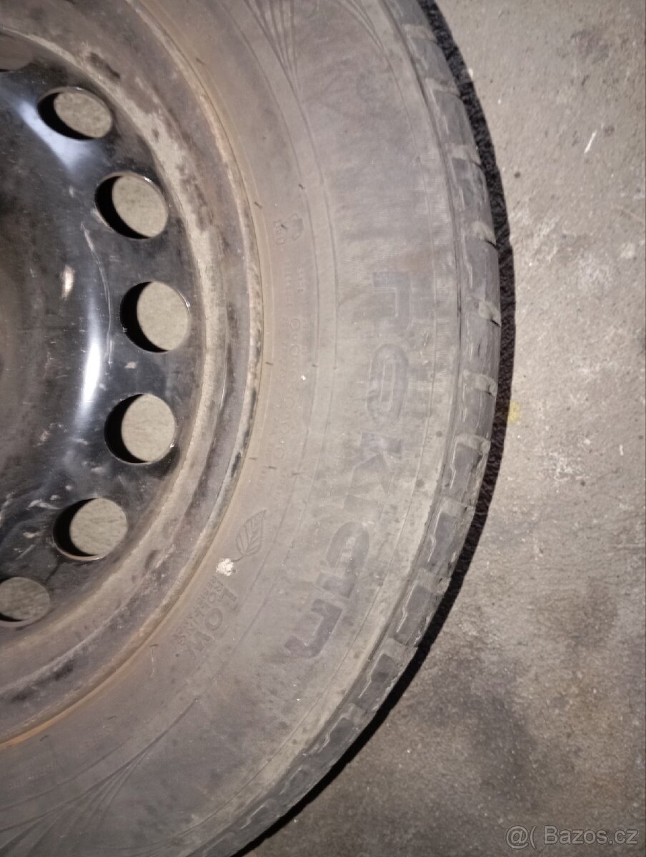 Plechové disky s pneu - 3