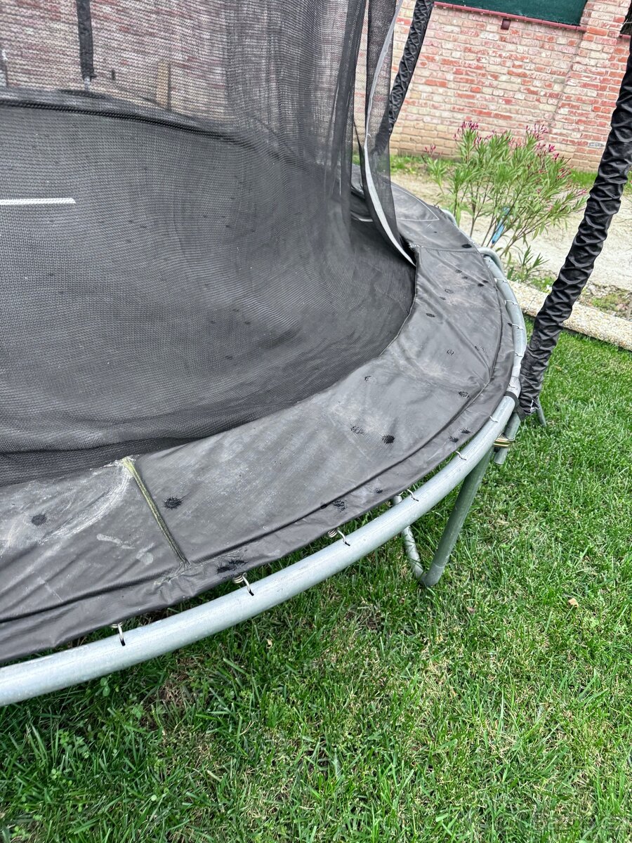 Trampolína - 3