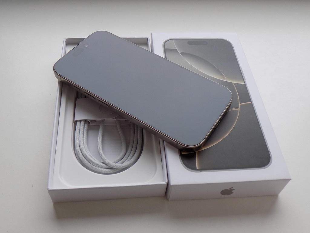  APPLE iPhone 16 Pro MAX 256GB Přírodní Titan - ZÁRUKA -TOP - 3