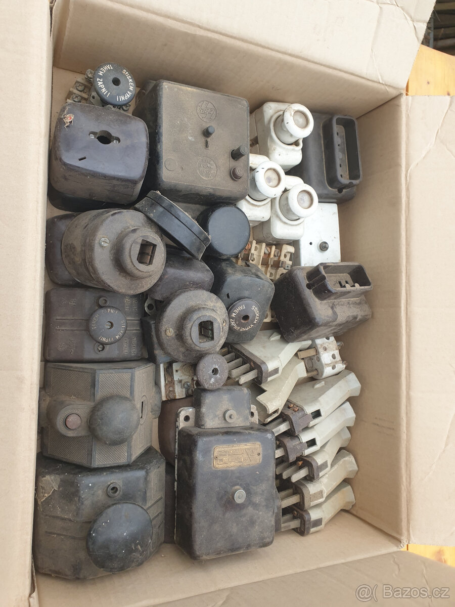 Elektromateriál 220V-380V - 3