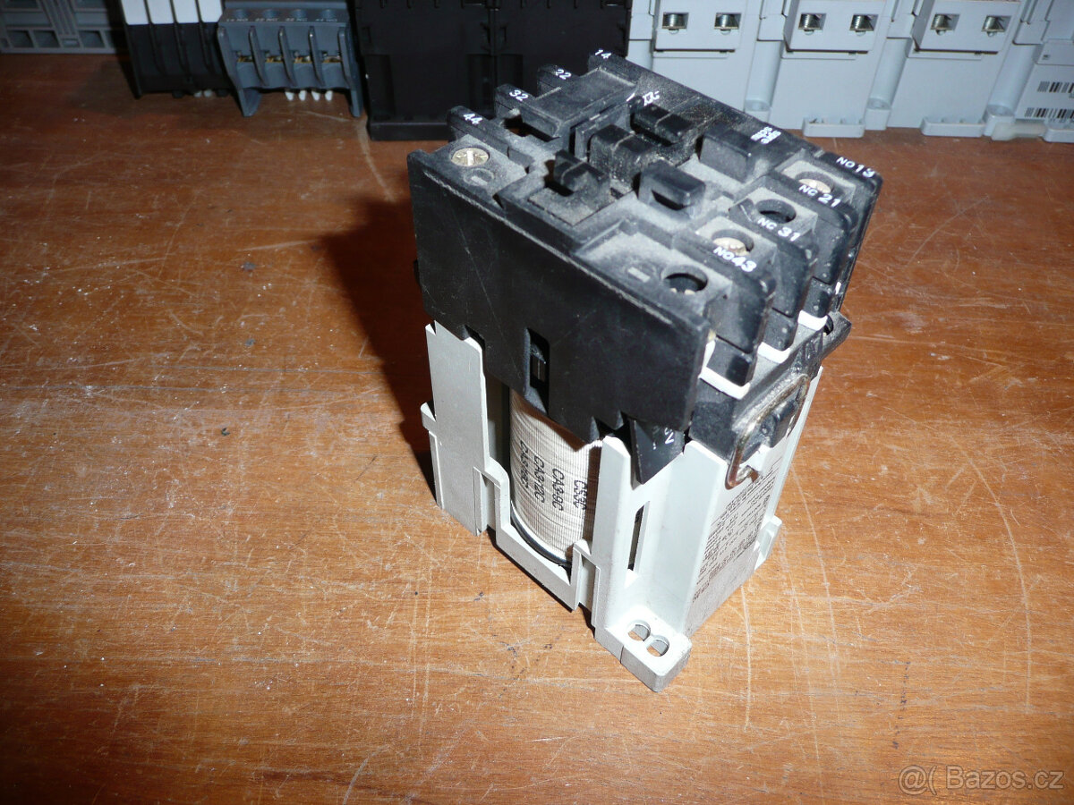 Různé stykače - 3