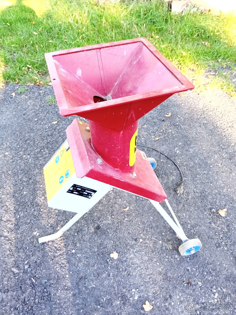 Drtič větví Shark Vares Mnichovice - 3