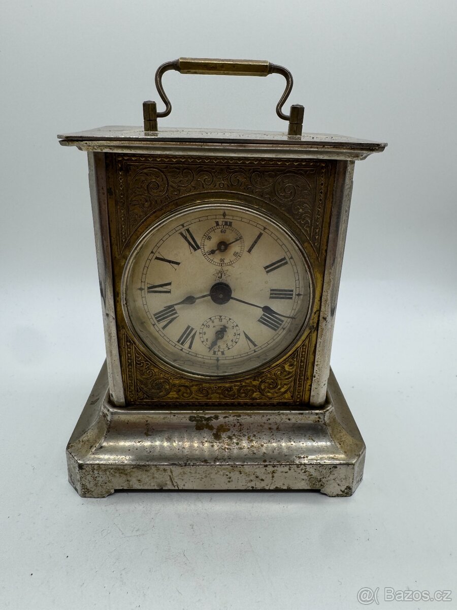 Sběratel nabízí staré budíky - 3