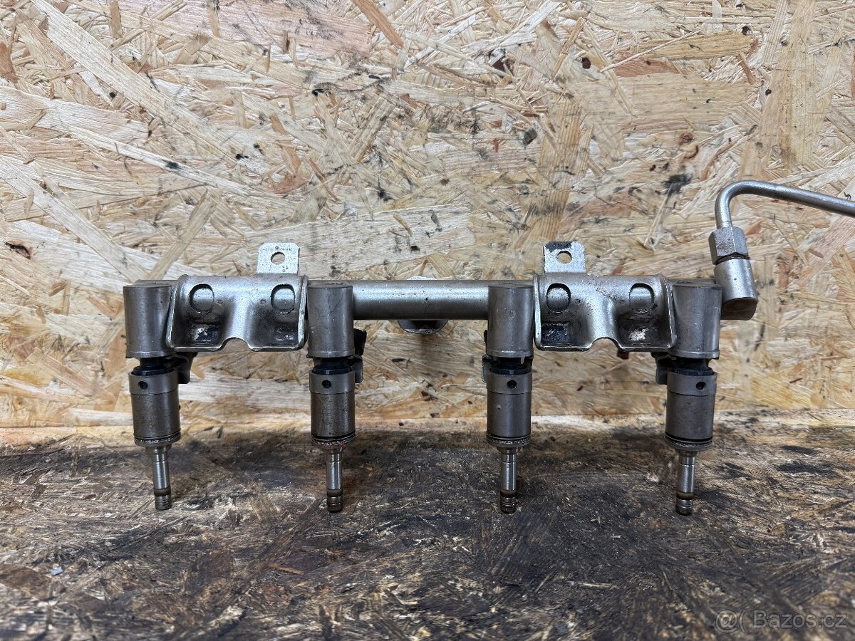 VSTŘIKOVACÍ LIŠTA + VSTŘIKOVAČE 1.6 N18B16 759242680-02 - 3