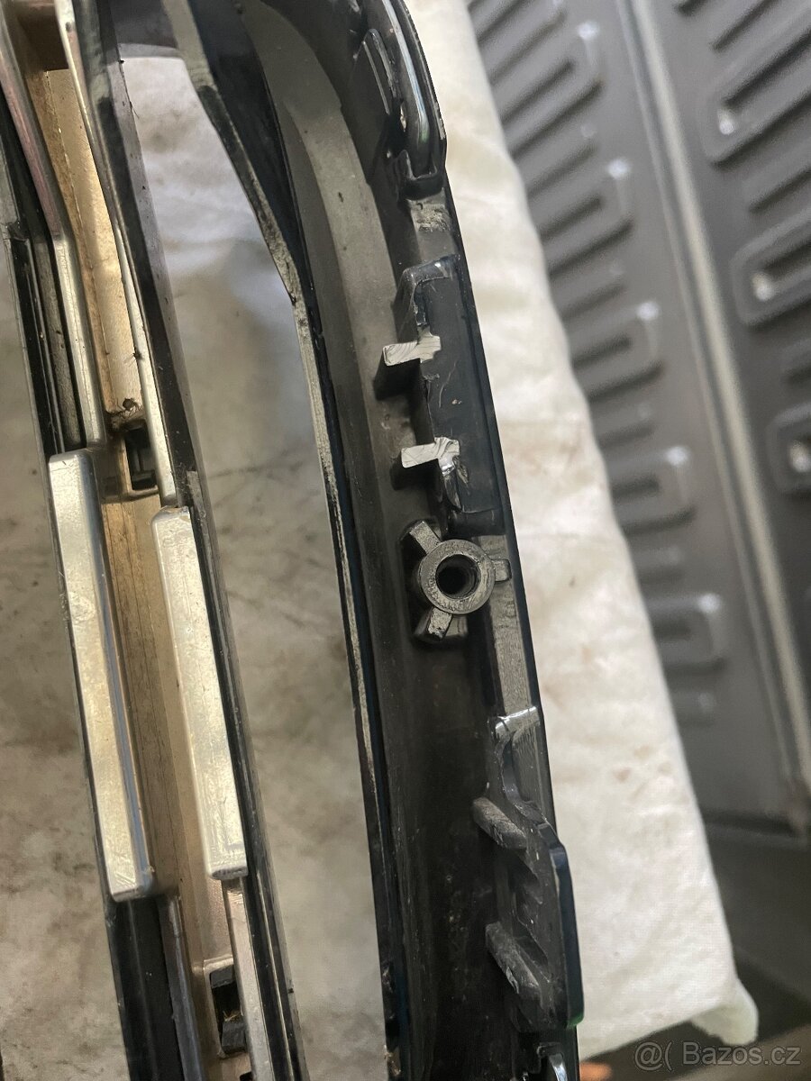 Volvo XC60 grill 32386077 - 3