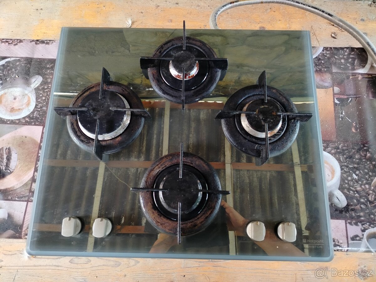 Vestavný sporák s troubou - 3