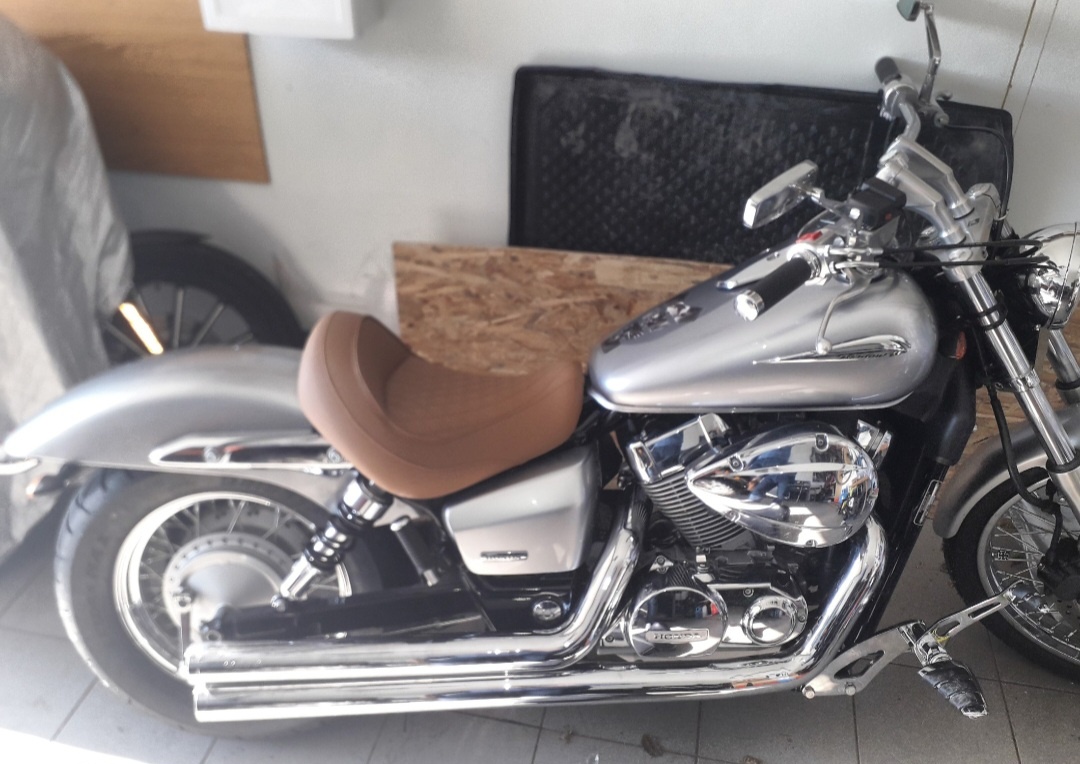 Honda shadow spirir - 3
