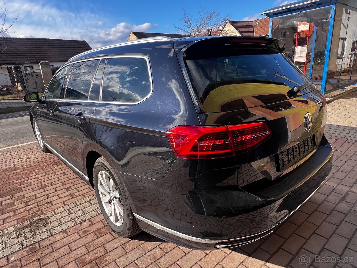 VW Passat B8 Highline 2.0TDI Panorama Matrix Ambient - 3