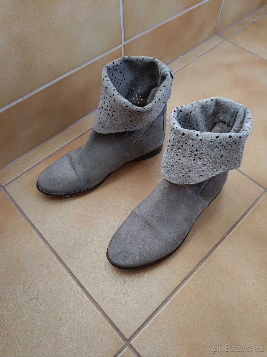 Dámské boty Baťa 37 - 3