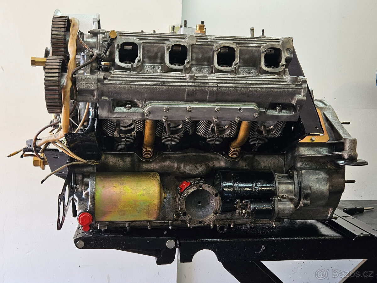 Tatra 613 / 700 Náhradní díly - 3