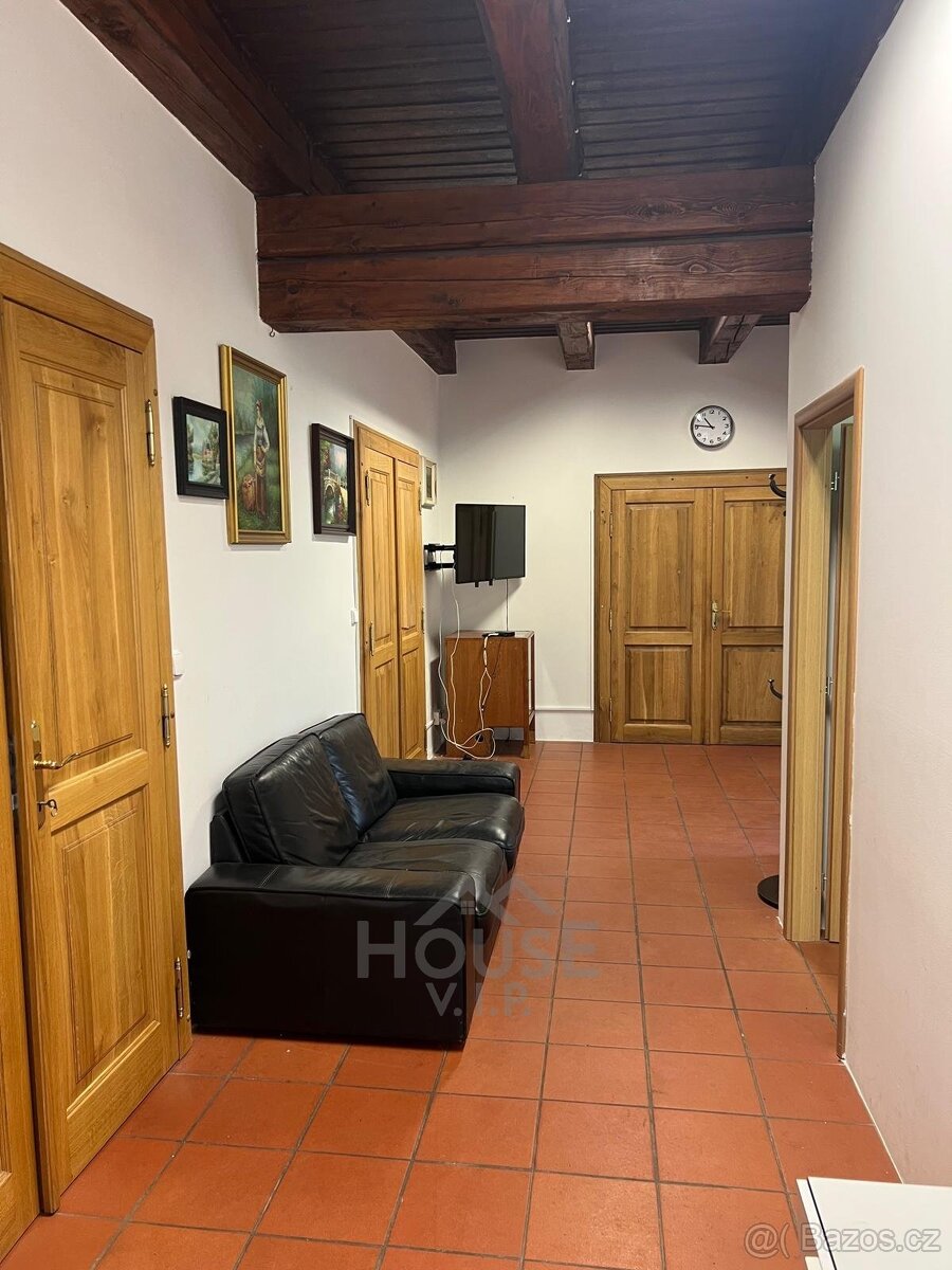 Prodej obchodního prostoru 109 m², Praha 7 - Troja. - 3