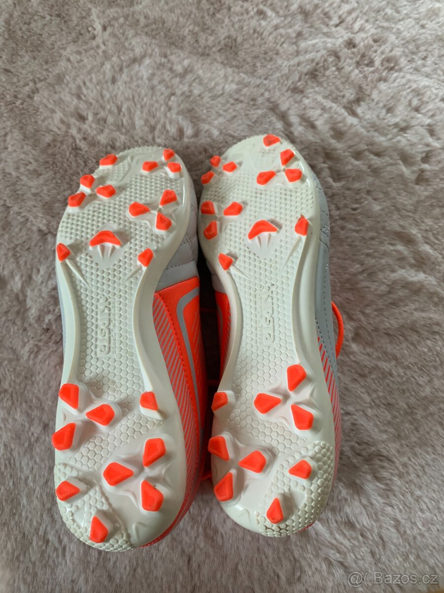 KOPAČKY KIPSTA 37 - 3