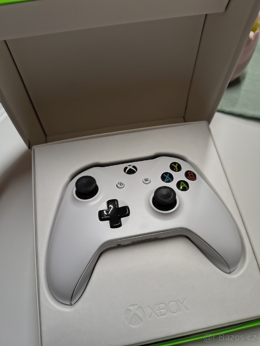 Xbox one ovladač, skvělý stav, krabice - 3