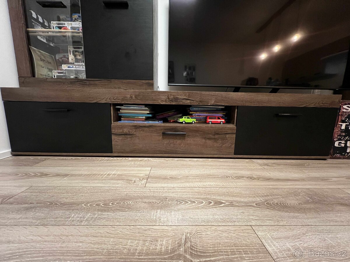 Obývací stěna Sconto Valentin - 3