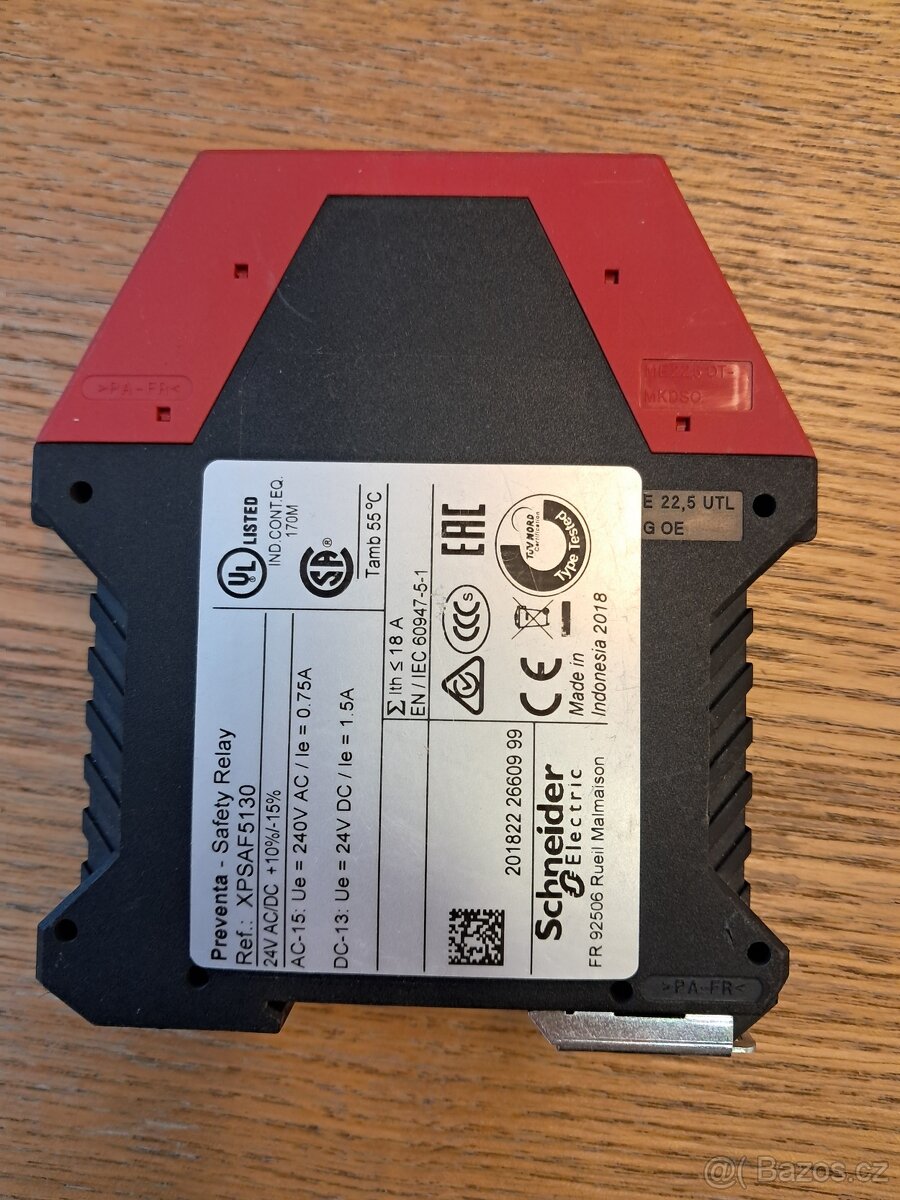 Drobný elektromateriál - 3