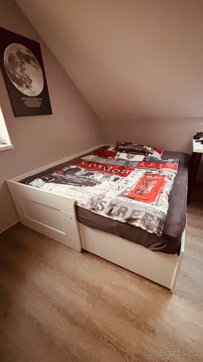 Bromnes postel, noční stolky, TV stolek - 3