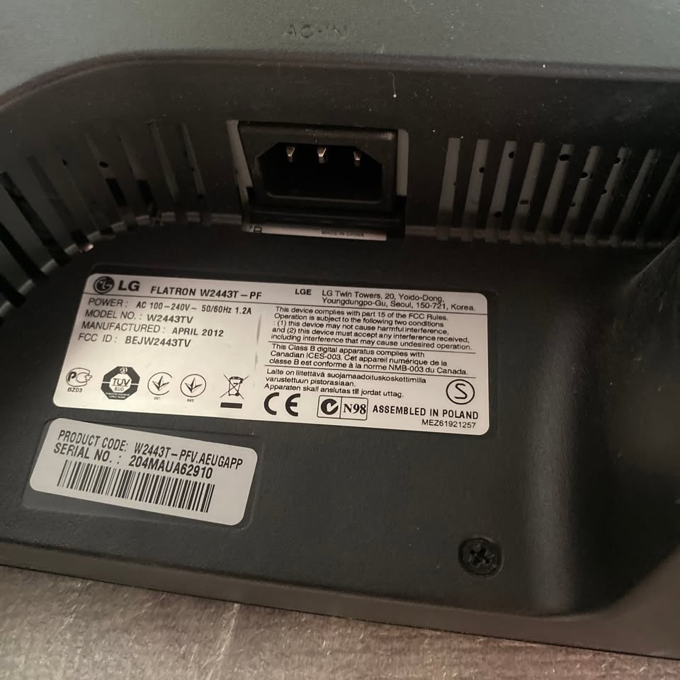 LG monitor - 3