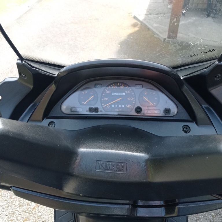 Yamaha Majesty 250 - 3