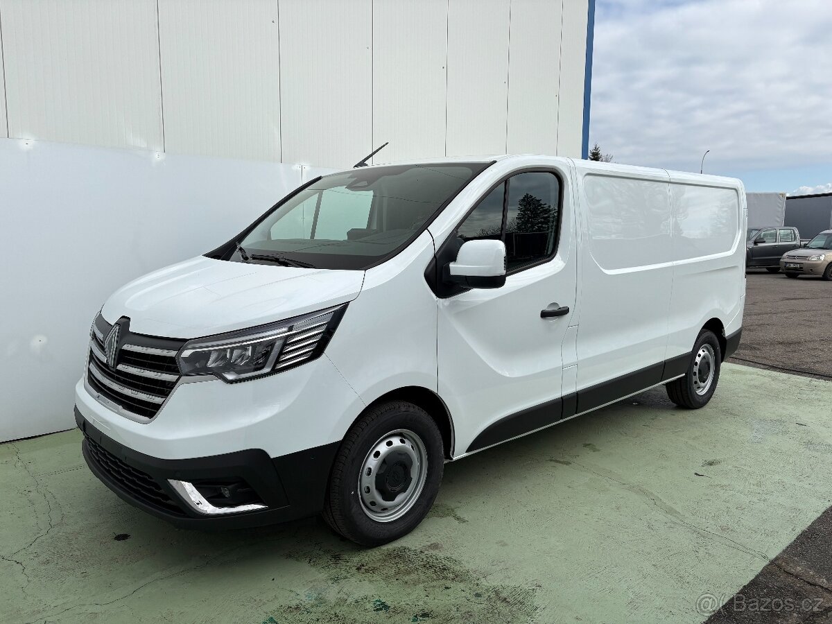 Renault Trafic 2.0dCi do 2,49t, Spaní, Topení - 3