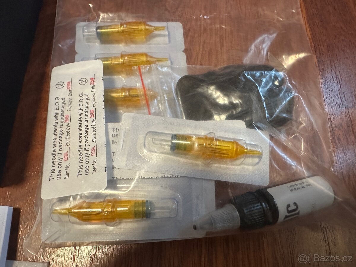 Bezdrátový tetovací strojek + základní sada - 3