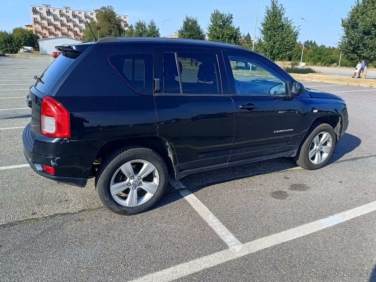 Jeep Compass 4x4 2.2 CRDI - 3