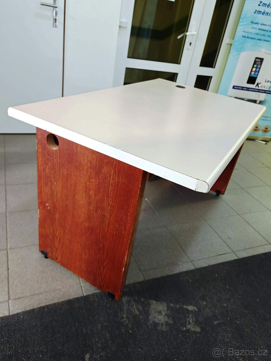 Dřevěný stůl, stavitelná výška - 3