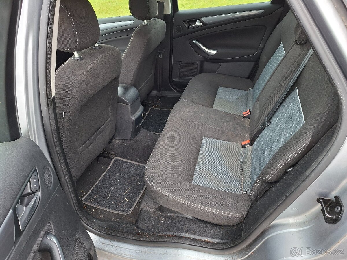 FordMondeoCombi2011 - 3