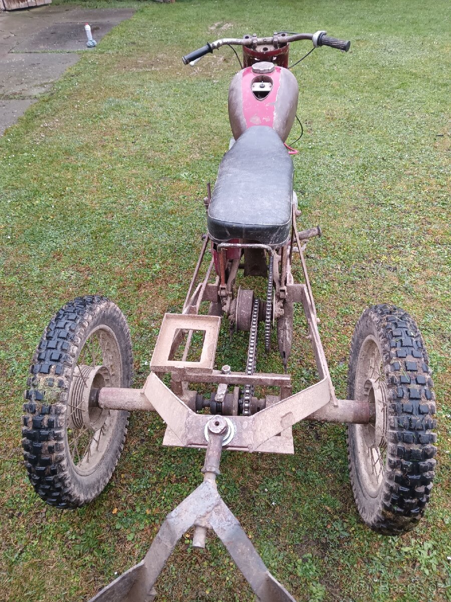 TERÉNNÍ TŘÍKOLKA - 3