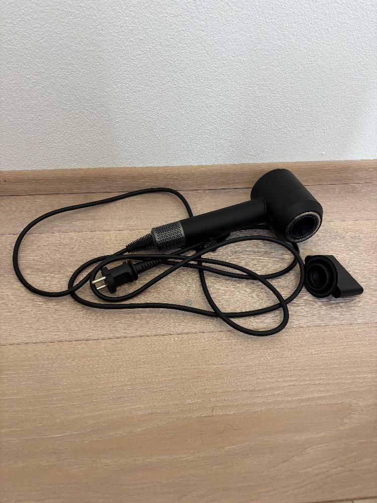 Fén Dyson supersonic origin černý - 3