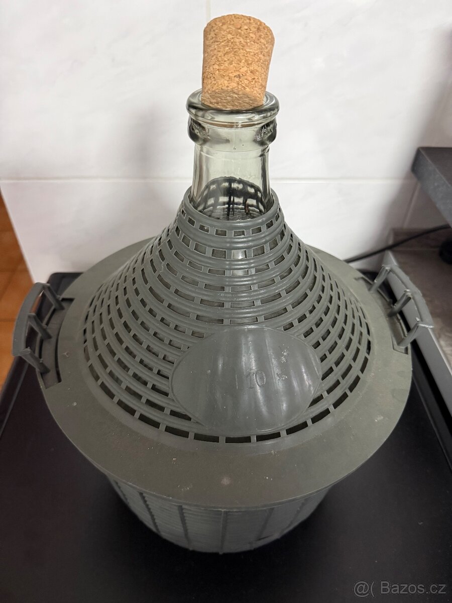 Demižony 15,10,5ltr - 3