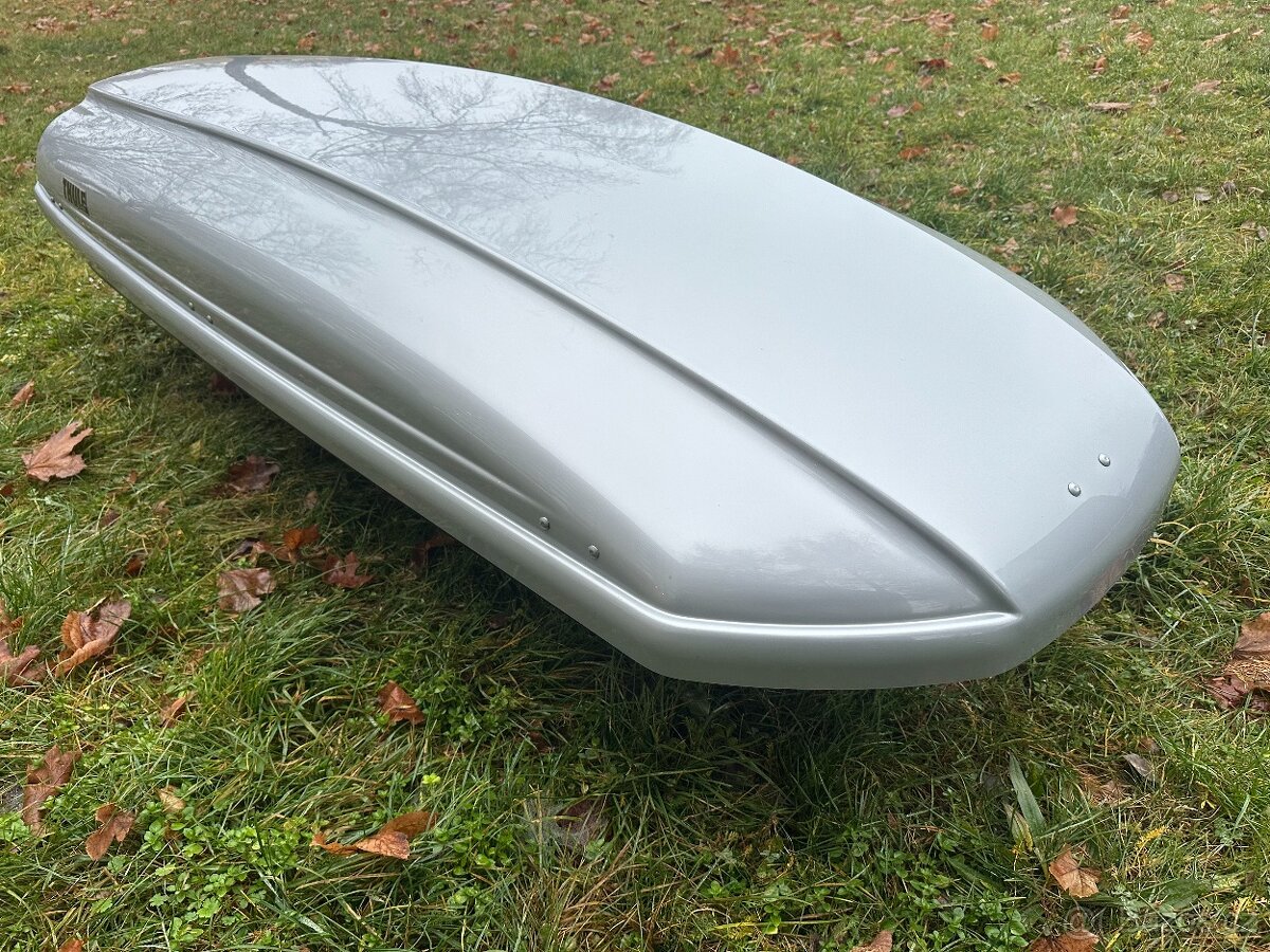 STŘEŠNÍ BOX THULE SPIRIT 820 NOSIČ PŘÍČNÍKY - 3