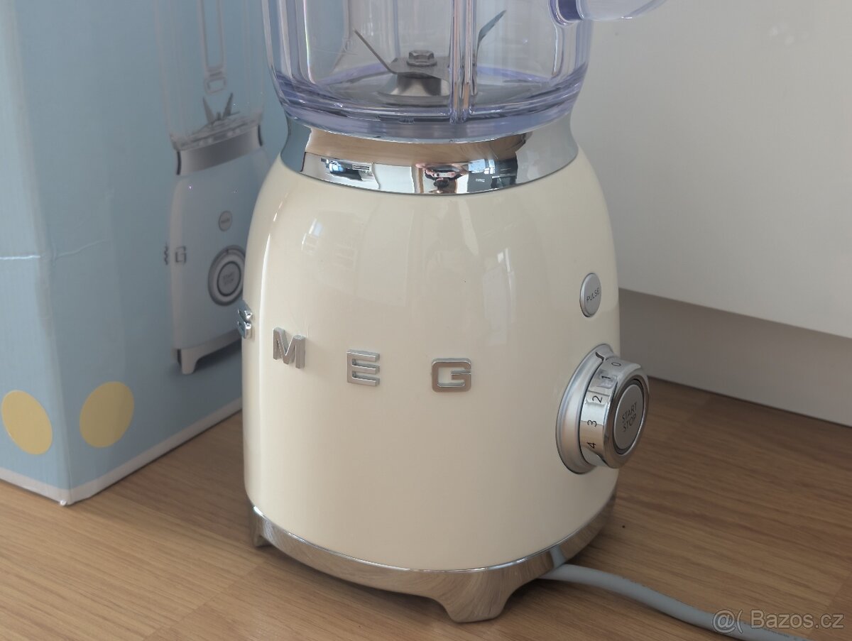 SMEG Mixér 50´s retro style - 3