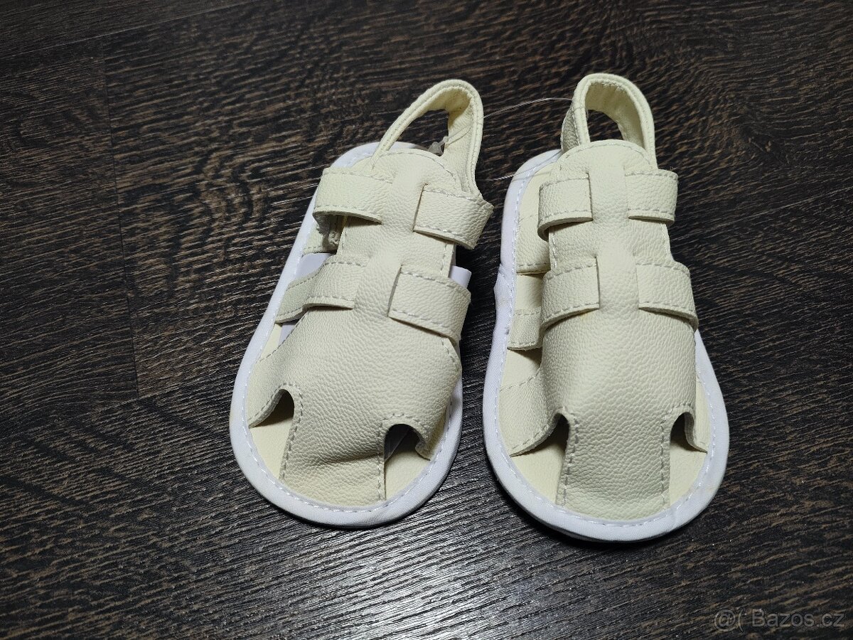 PRVNÍ DĚTSKÉ BOTIČKY NOVÉ - BÍLÉ - 3