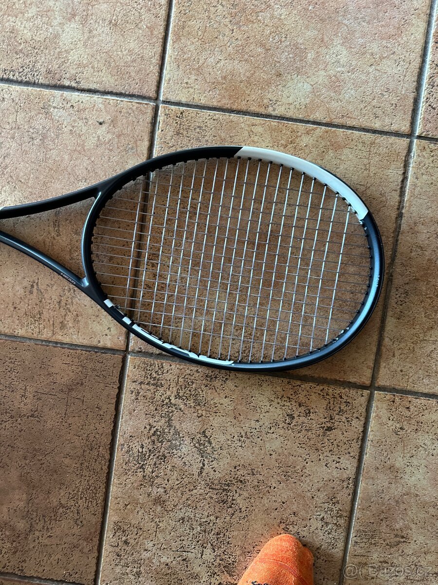 Prodám tenisovou raketu značky Head - 3