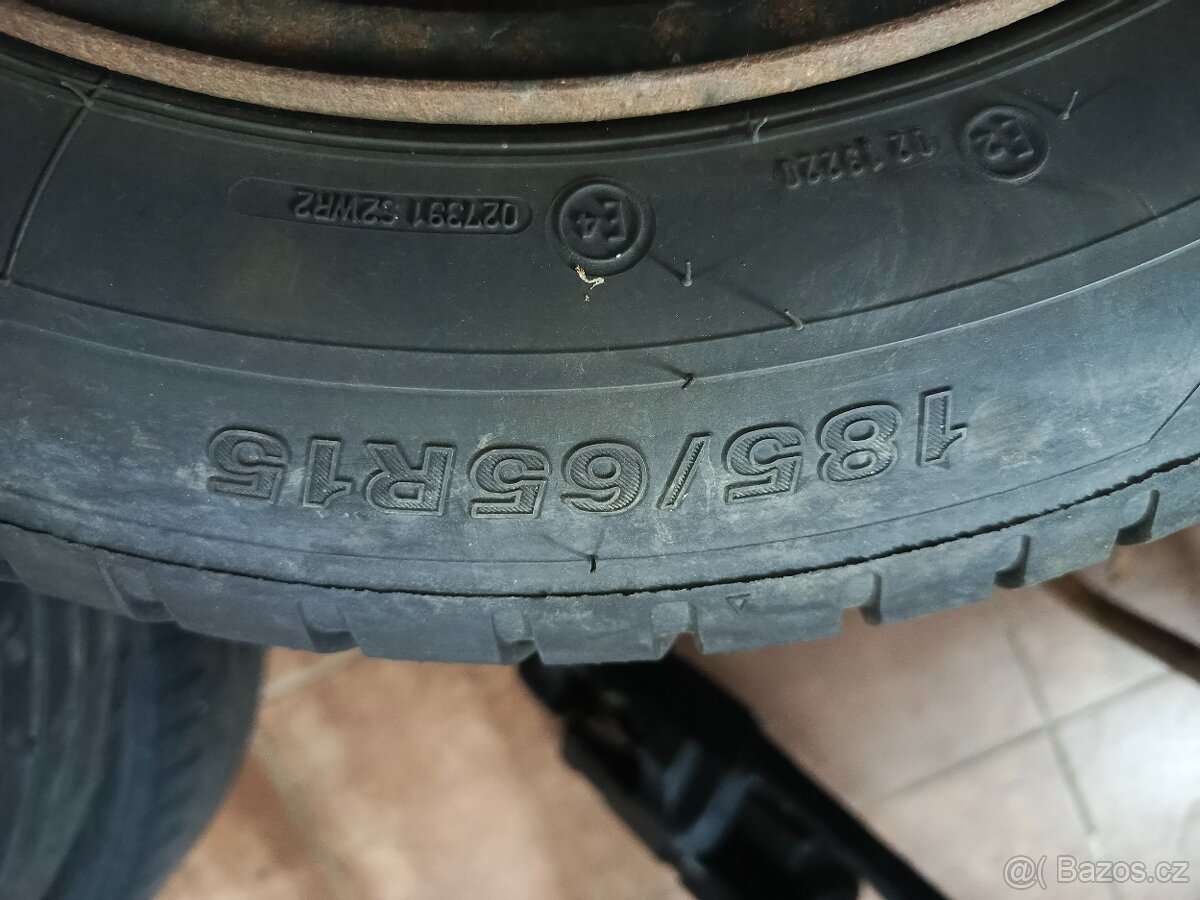 Zimní pneu 185/65 R15 - 3