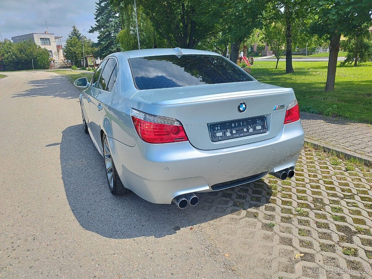 BMW E60 M5 facelift - 3