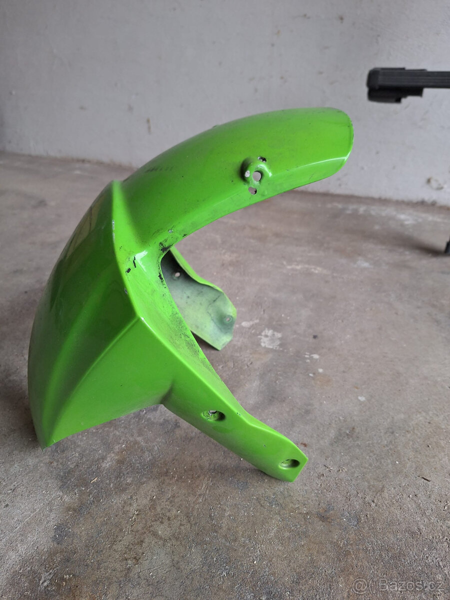 Kawasaki ZX-10R, 2008-10, Přední blatník - 3