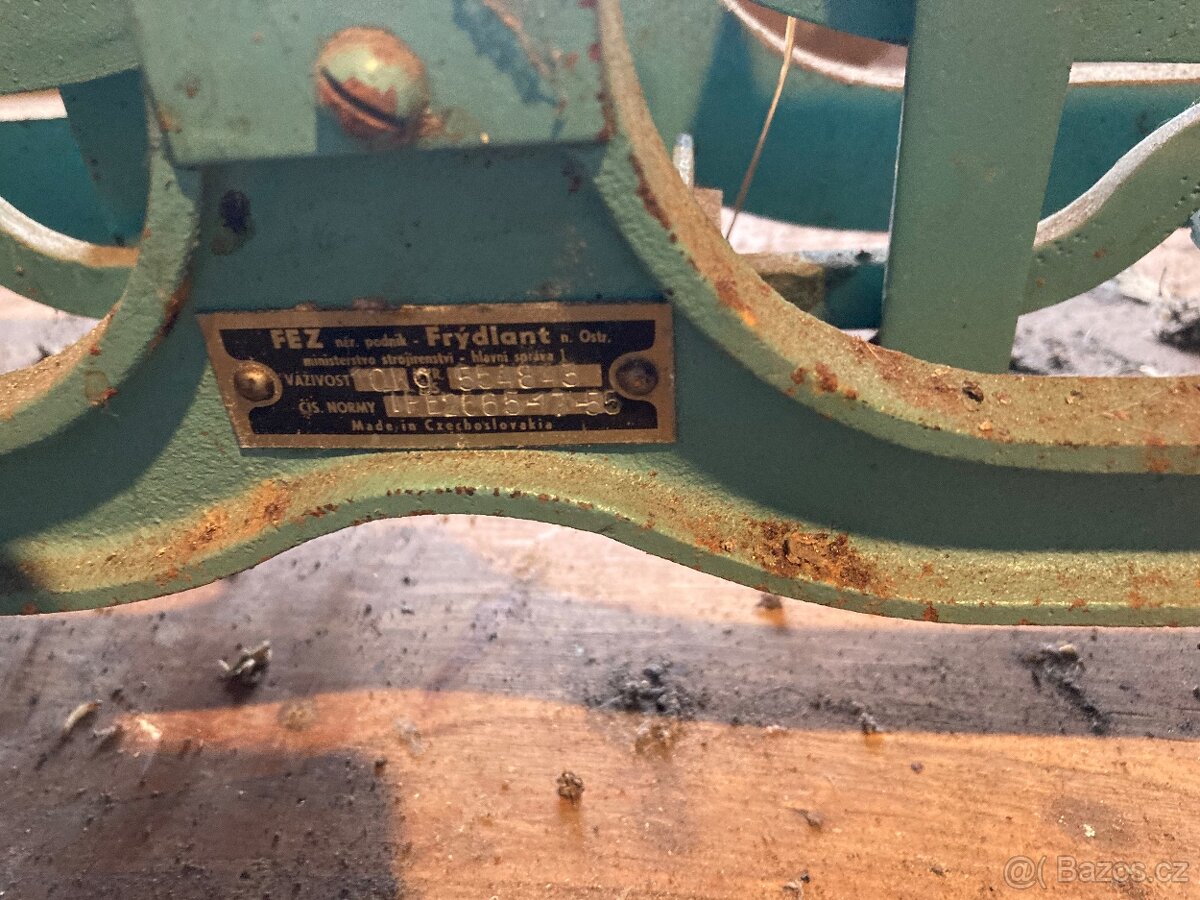 PILOVÉ PÁSY, VÁHY, SKŘÍŇKY - 3