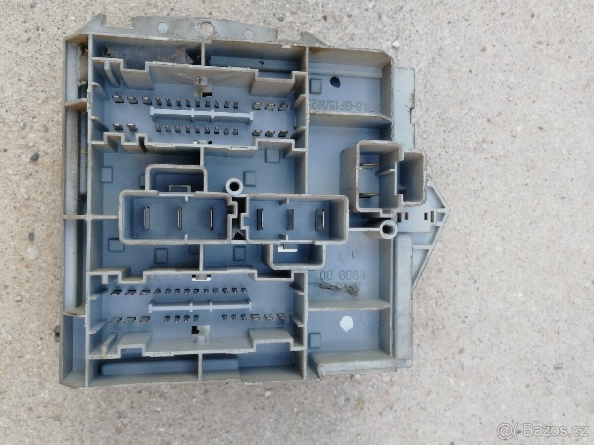 Pojitkova skříňka Fiat Stilo - 3