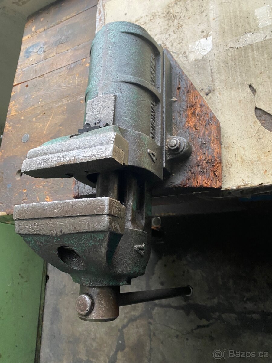 VYBAVENÍ DÍLNY - 3