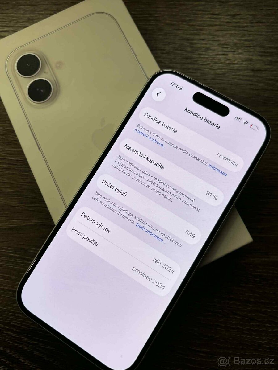 IPhone 16 – bílý, 128 GB - 3