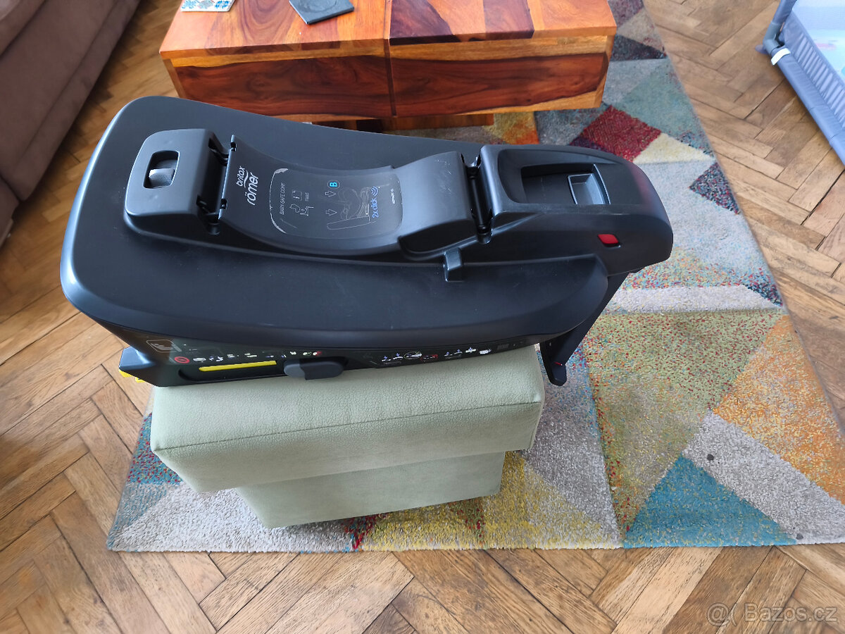 Prodám Britax Romer safe core - 3