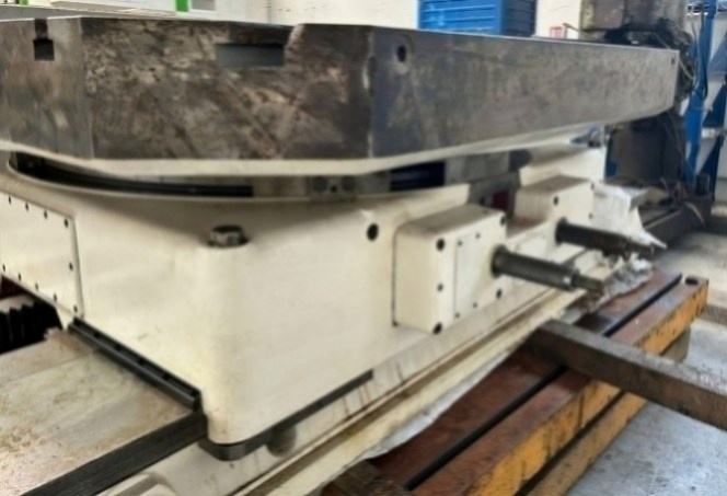 Otočný stůl pro obráběcí stroj E20 po GO - 3