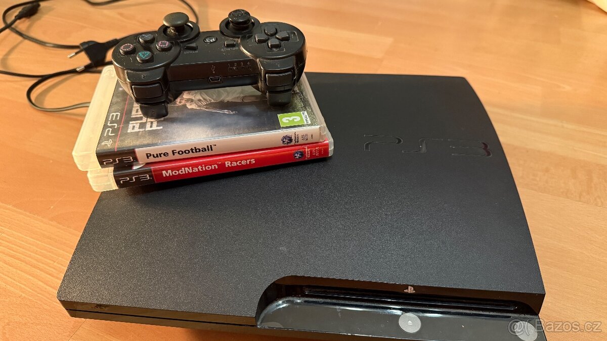 PlayStation 3 Slim + 2 hry a ovladač - 3