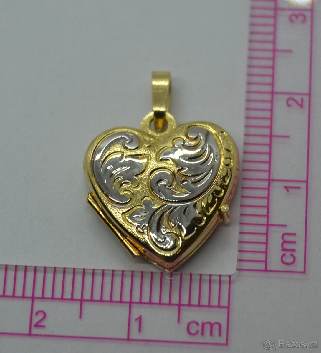 Zlatý přívěsek - 3