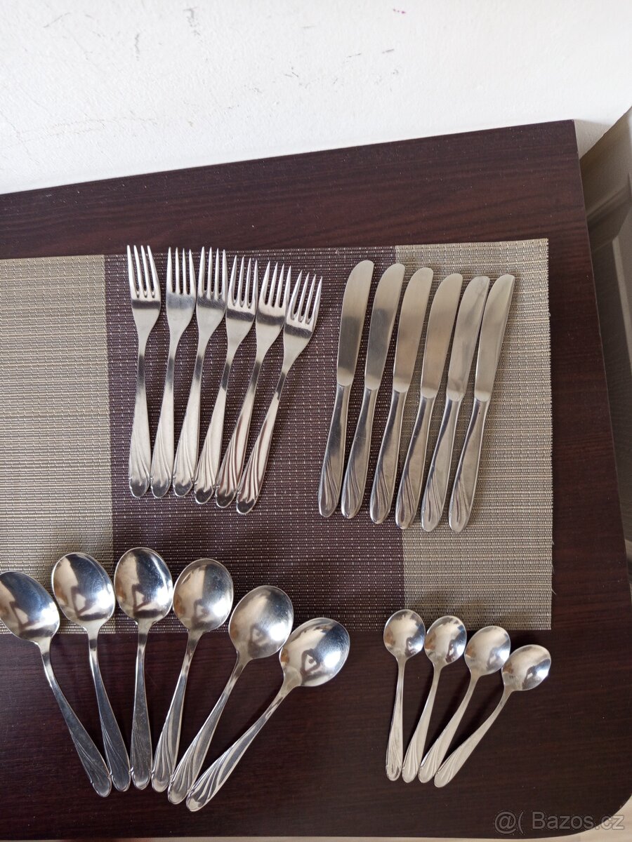 RETRO RUSKE PRIBORY - 3